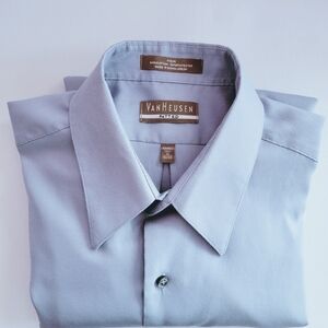 Van Huesen Fitted Dress Shirt Light Blue Size 16 32 33L